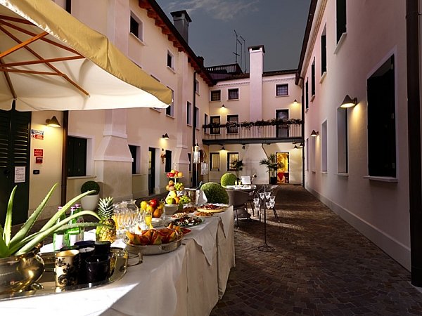 Albergo Residence Roma